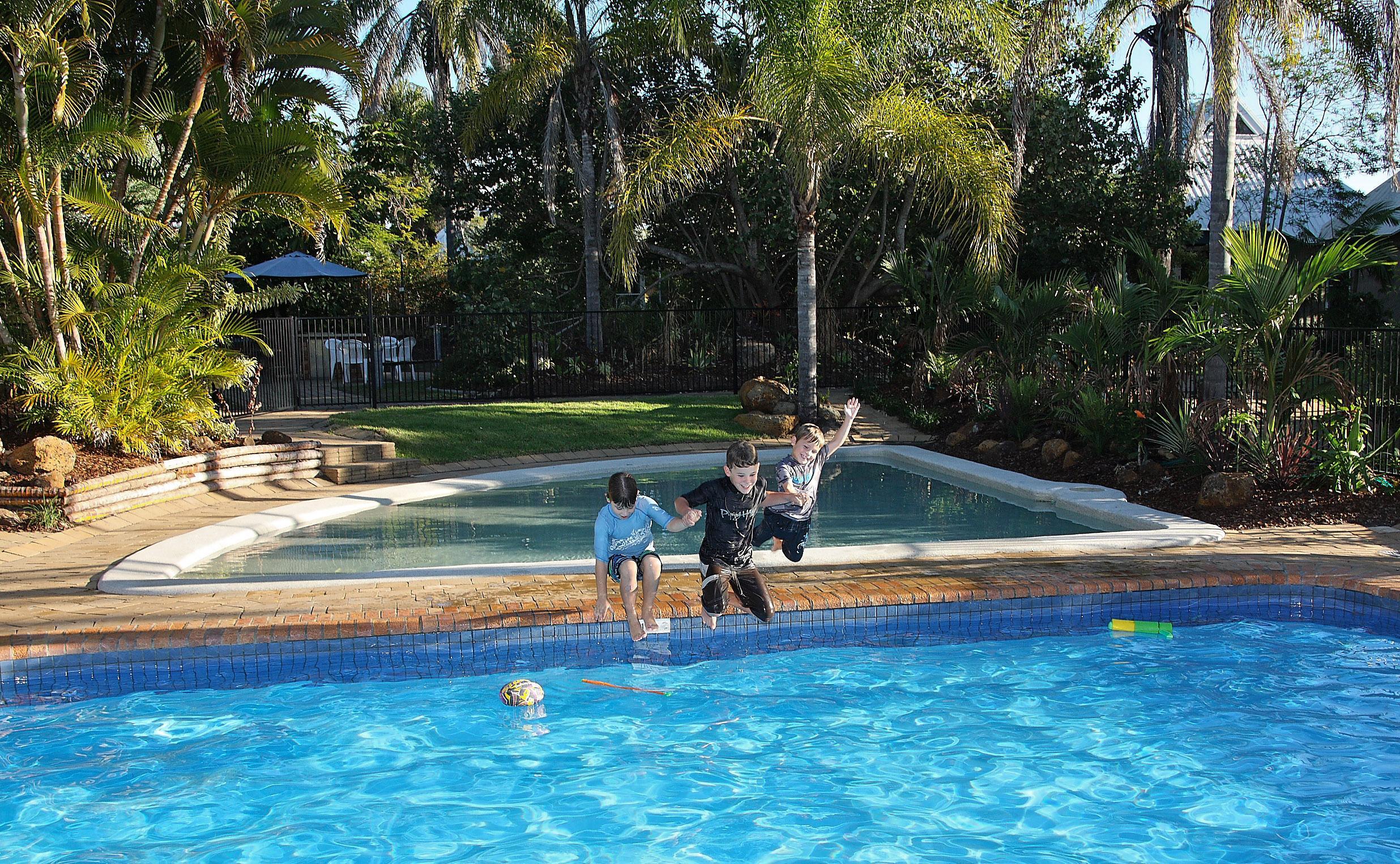 Kellys Beach Resort Bargara Exterior photo