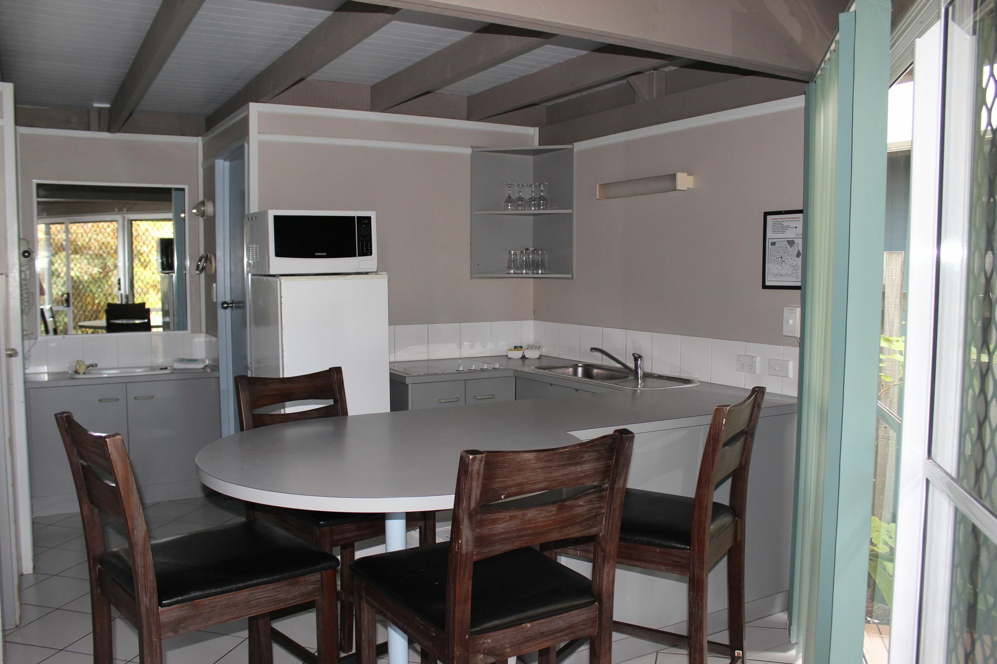Kellys Beach Resort Bargara Exterior photo
